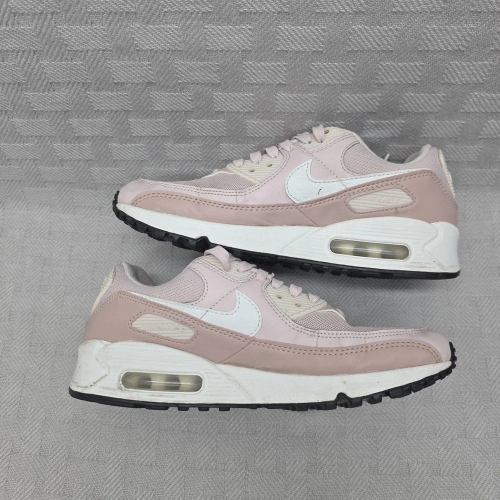 Nike Air Max 90 Barely Rose Pink Womens Size 8 DH8010-600